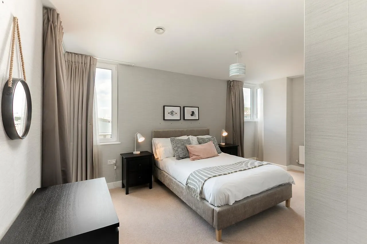 Rethink Serviced Apartments - Brighton Marina