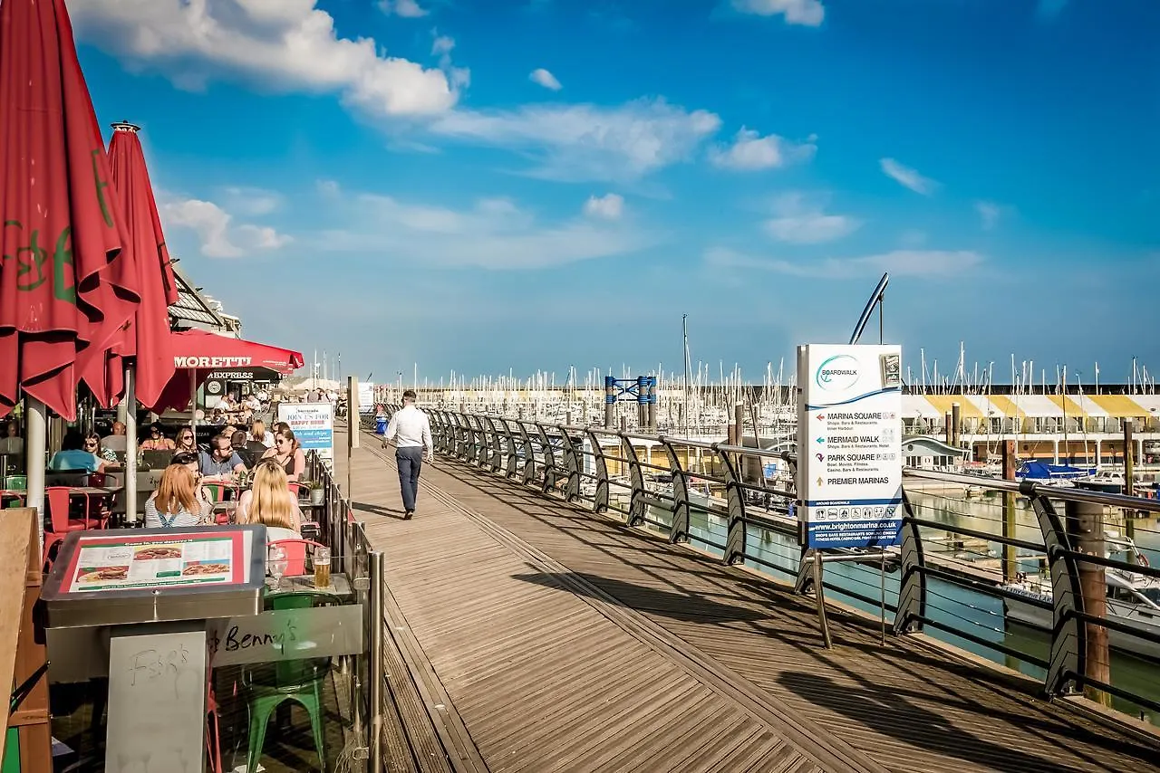 Rethink Serviced Apartments - Brighton Marina