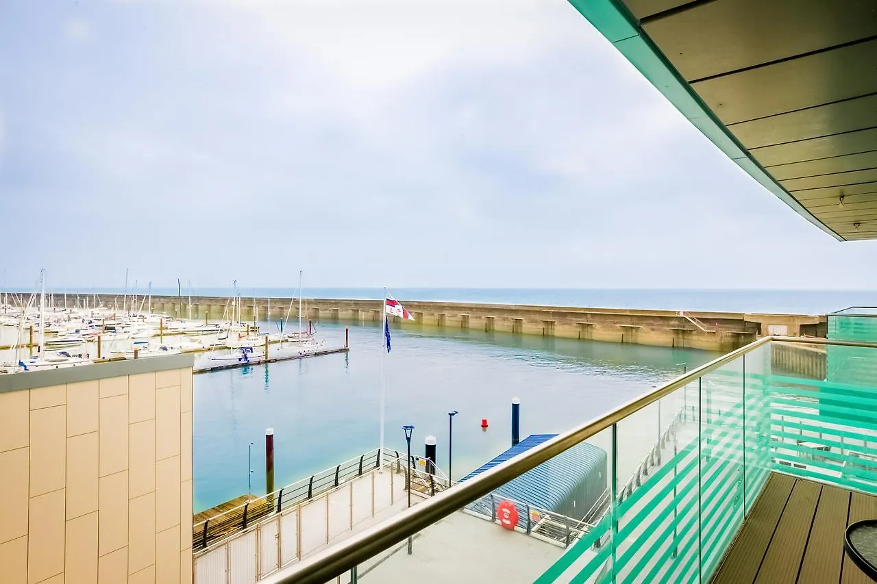 Rethink Serviced Apartments - Brighton Marina 0*,  United Kingdom