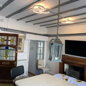 One Bedroom In Heart Of Brighton